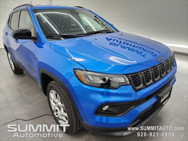 2025 Jeep Compass COMPASS LATITUDE 4X4