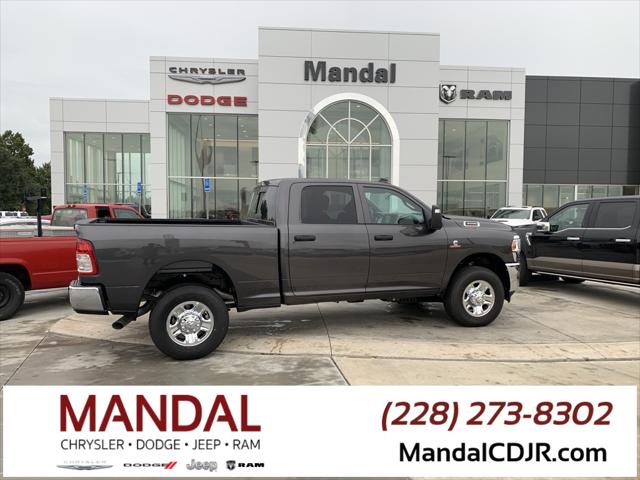 2024 RAM Ram 3500 RAM 3500 TRADESMAN CREW CAB 4X4 64 BOX