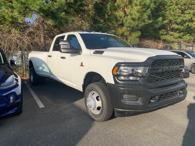 2024 RAM Ram 3500 RAM 3500 TRADESMAN CREW CAB 4X4 8 BOX