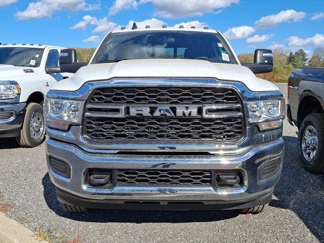 2024 RAM Ram 3500 RAM 3500 TRADESMAN CREW CAB 4X4 8 BOX