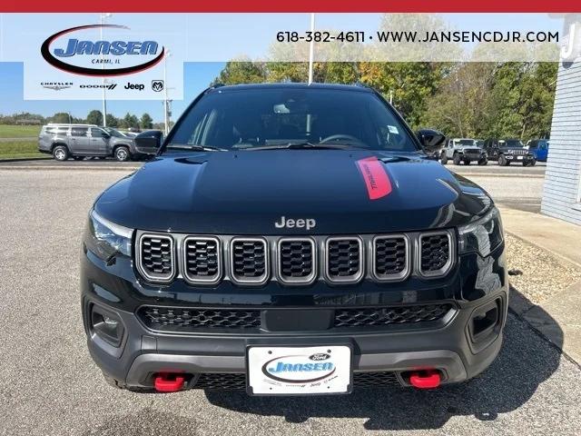 2025 Jeep Compass COMPASS TRAILHAWK 4X4