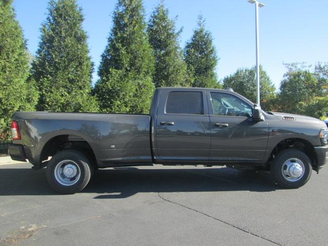 2024 RAM Ram 3500 RAM 3500 TRADESMAN CREW CAB 4X4 8 BOX