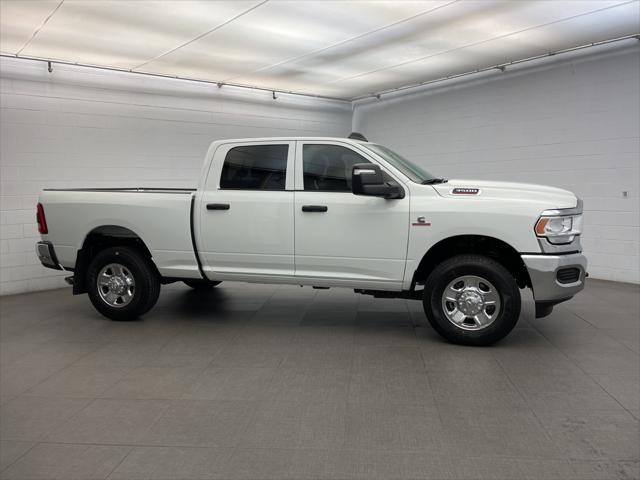 2024 RAM Ram 3500 RAM 3500 TRADESMAN CREW CAB 4X4 64 BOX