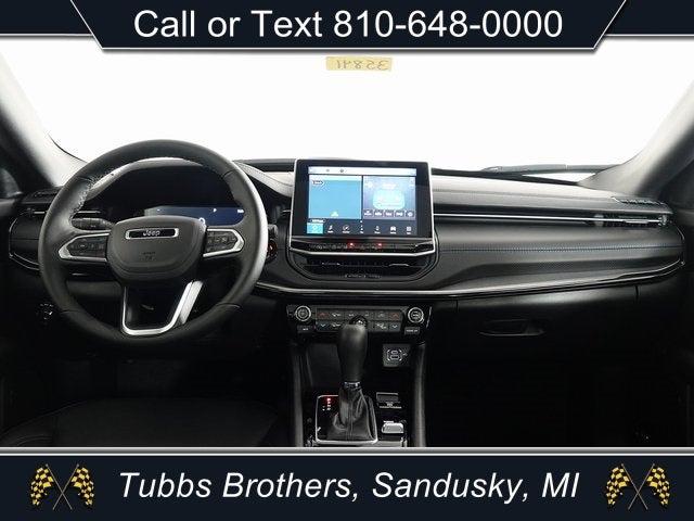 2025 Jeep Compass COMPASS LIMITED 4X4