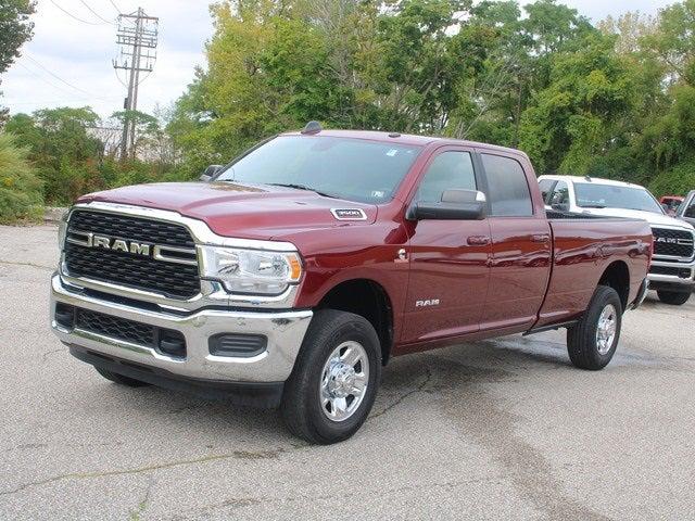 2022 RAM 3500 Big Horn Crew Cab 4x4 8 Box