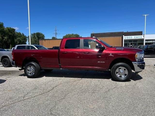 2022 RAM 3500 Big Horn Crew Cab 4x4 8 Box 2022 RAM 3500 Big Horn Crew Cab 4x4 8 Box