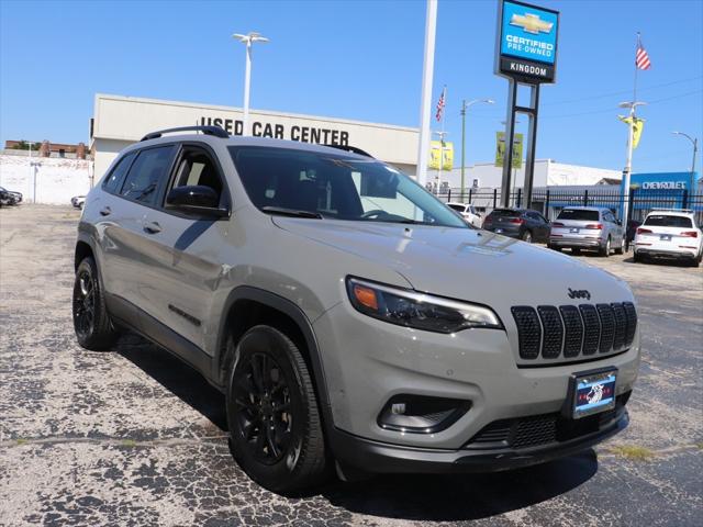 2023 Jeep Cherokee Altitude Lux 4x4