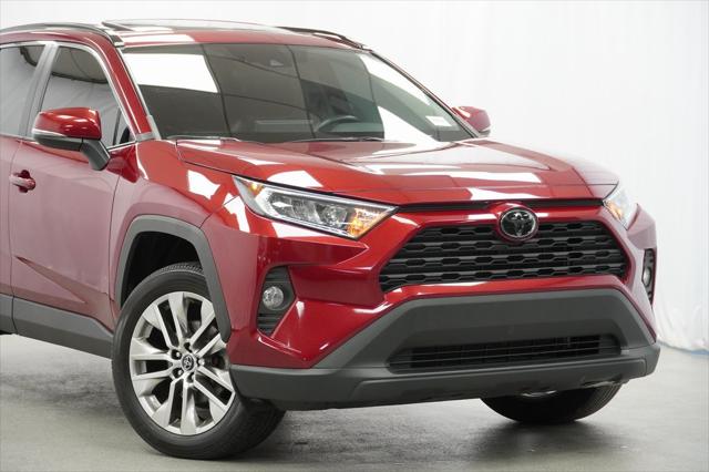 2020 Toyota RAV4 XLE Premium