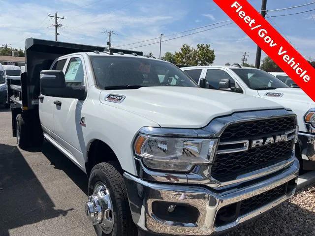 2024 RAM Ram 3500 Chassis Cab RAM 3500 TRADESMAN CREW CAB CHASSIS 4X4 60 CA 2024 RAM Ram 3500 Chassis Cab RAM 3500 TRADESMAN CREW CAB CHASSIS 4X4 60 CA