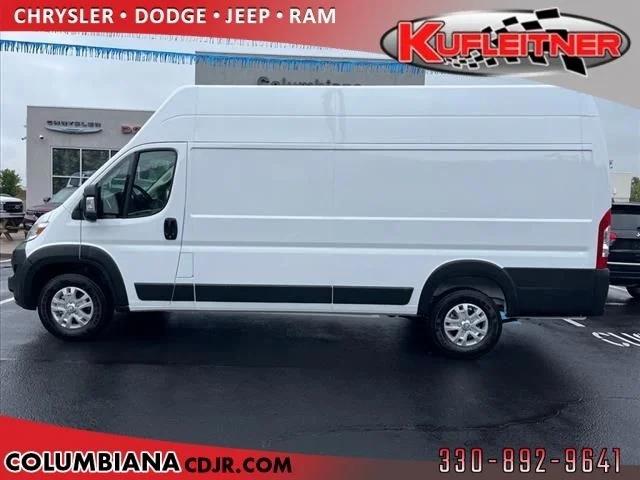 2024 RAM Ram ProMaster RAM PROMASTER 3500 SLT CARGO VAN SUPER HIGH ROOF 159 WB EXT