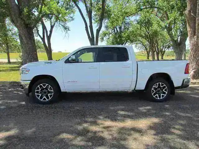 2025 RAM Ram 1500 RAM 1500 LARAMIE CREW CAB 4X4 64 BOX