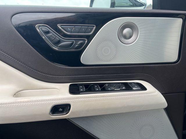 2020 Lincoln Aviator Black Label