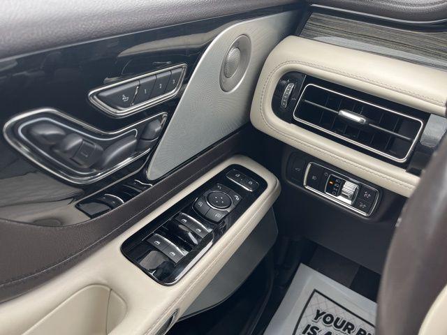 2020 Lincoln Aviator Black Label