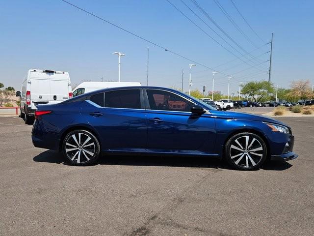 2021 Nissan Altima SR FWD