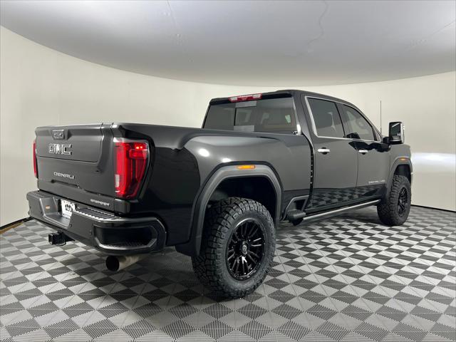 2023 GMC Sierra 2500HD 4WD Crew Cab Standard Bed Denali