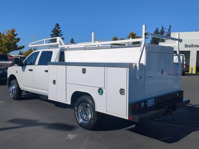 2024 RAM Ram 3500 Chassis Cab RAM 3500 TRADESMAN CREW CAB CHASSIS 4X4 60 CA