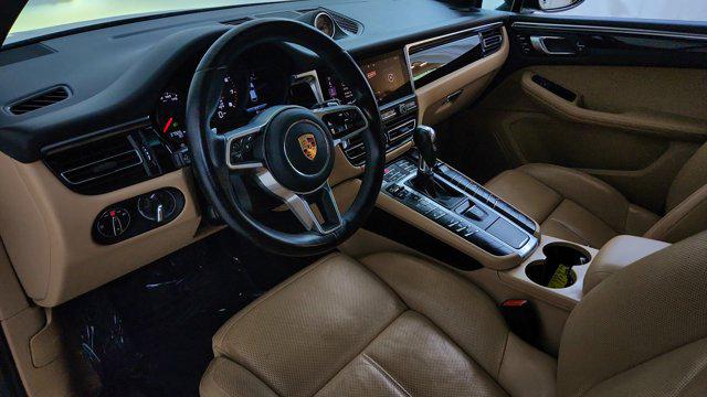 2020 Porsche Macan AWD