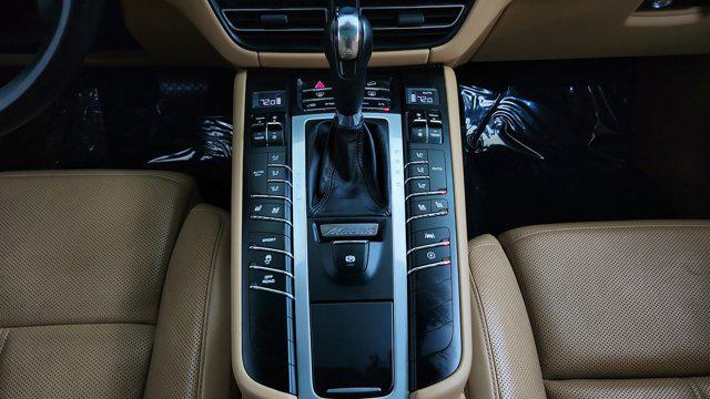 2020 Porsche Macan AWD