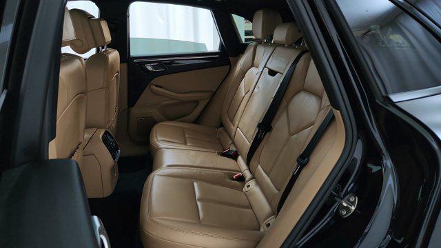 2020 Porsche Macan AWD