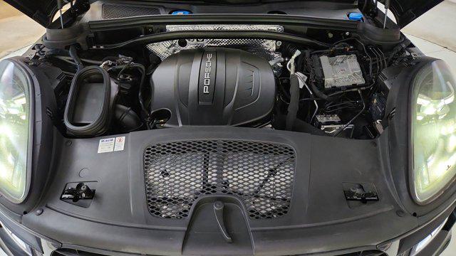 2020 Porsche Macan AWD