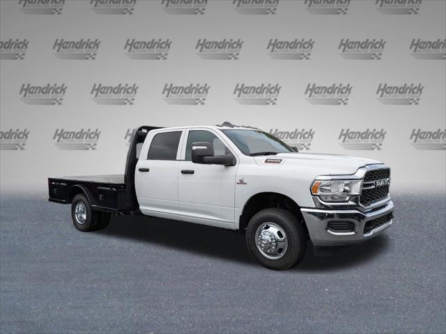 2024 RAM Ram 3500 Chassis Cab RAM 3500 TRADESMAN CREW CAB CHASSIS 4X4 60 CA