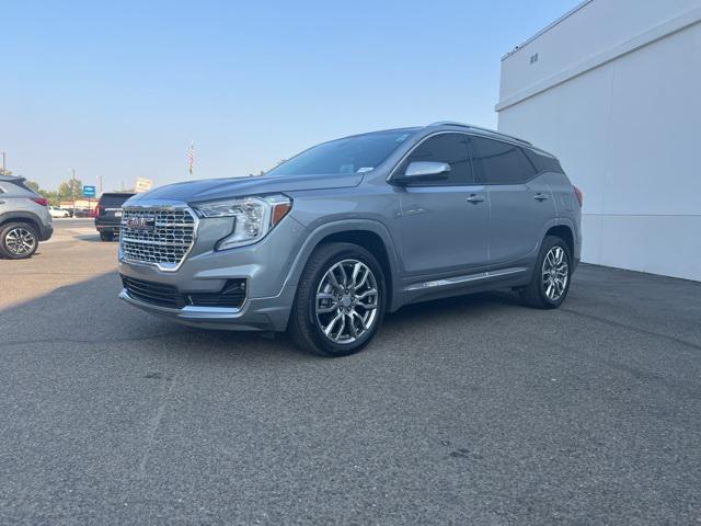 2024 GMC Terrain AWD Denali