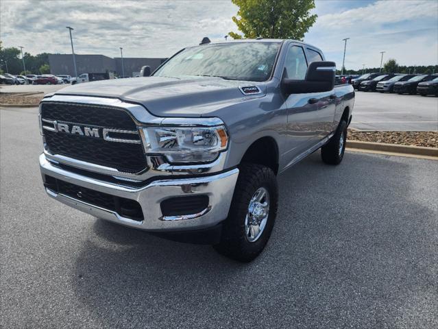 2024 RAM 2500 Tradesman Crew Cab 4x4 64 Box