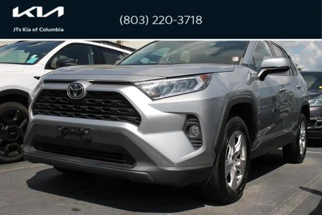 2020 Toyota RAV4 XLE