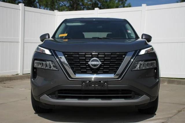 2022 Nissan Rogue SV FWD