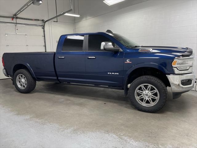 2019 RAM 3500 Laramie Crew Cab 4x4 8 Box