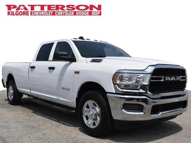 2020 RAM 2500 Tradesman Crew Cab 4X2 8 Box