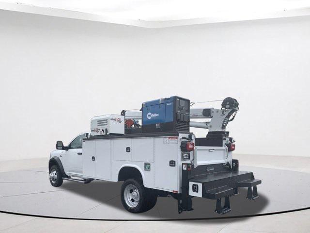 2024 RAM Ram 5500 Chassis Cab RAM 5500 TRADESMAN CHASSIS REGULAR CAB 4X4 84 CA