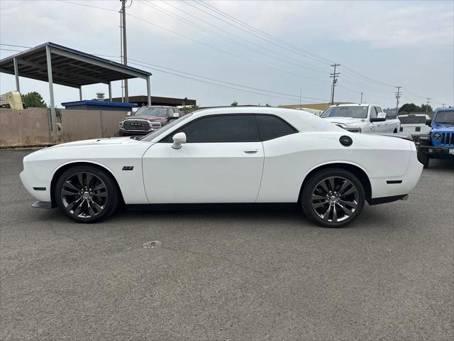 2014 Dodge Challenger SRT8 Core