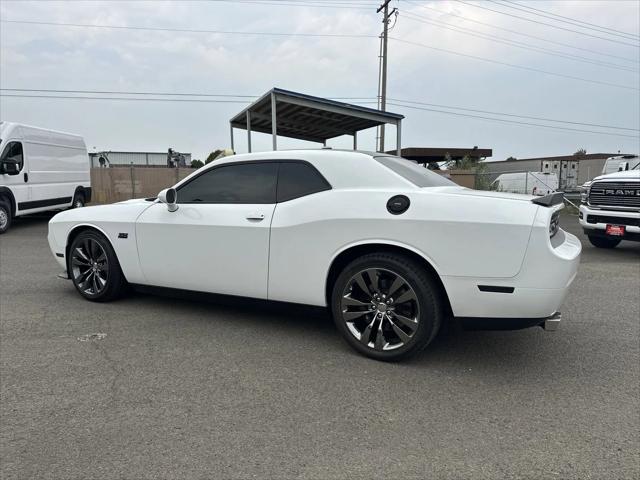 2014 Dodge Challenger SRT8 Core