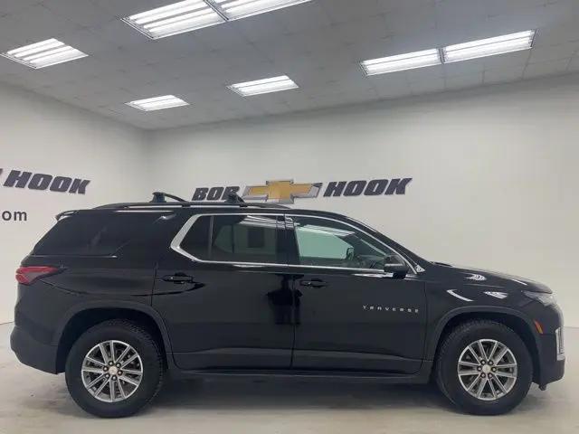 2022 Chevrolet Traverse AWD LT Cloth