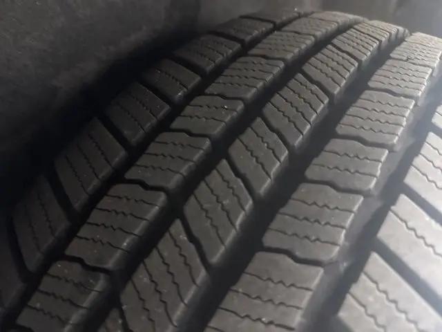 2022 Chevrolet Traverse AWD LT Cloth