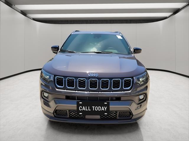 2024 Jeep Compass Latitude Lux FWD