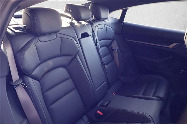 2025 Porsche Taycan Turbo