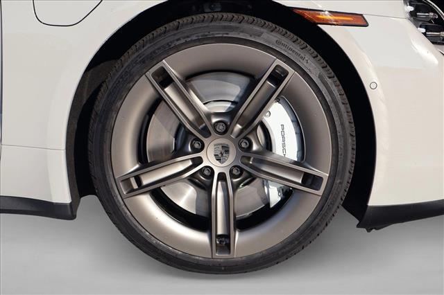 2025 Porsche Taycan Turbo