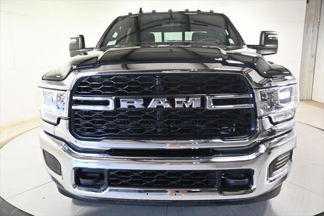 2024 RAM Ram 3500 RAM 3500 TRADESMAN CREW CAB 4X4 8 BOX