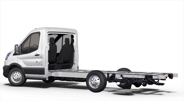 2023 Ford Transit Cutaway Base