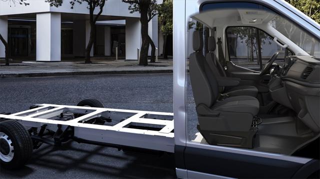 2023 Ford Transit Cutaway Base