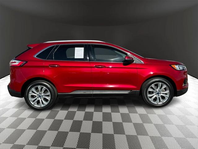 2020 Ford Edge Titanium