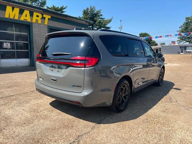 2021 Chrysler Pacifica Hybrid Touring L