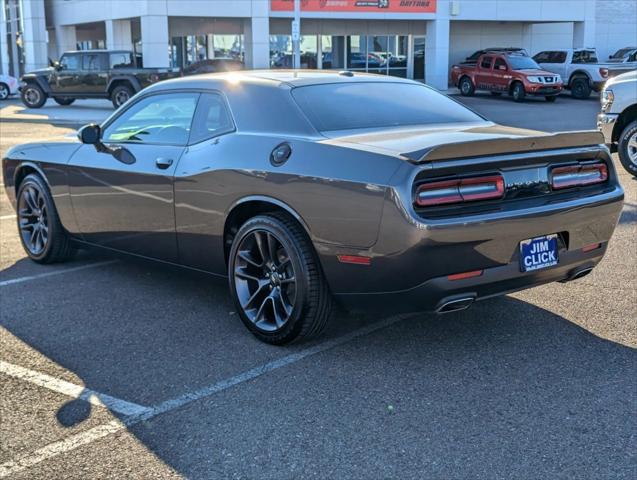 2021 Dodge Challenger SXT