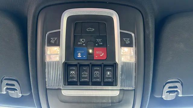 2021 Ram 1500 Limited Crew Cab 4x4 57 Box