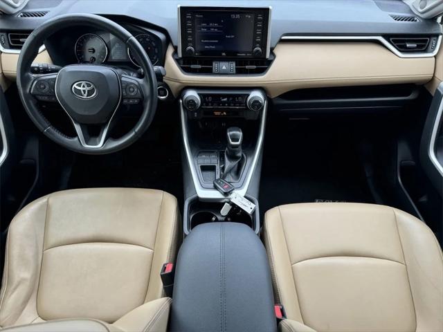 2019 Toyota RAV4 XLE Premium