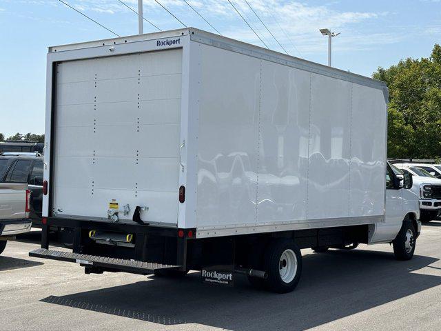 2025 Ford E-350 Cutaway Unknown