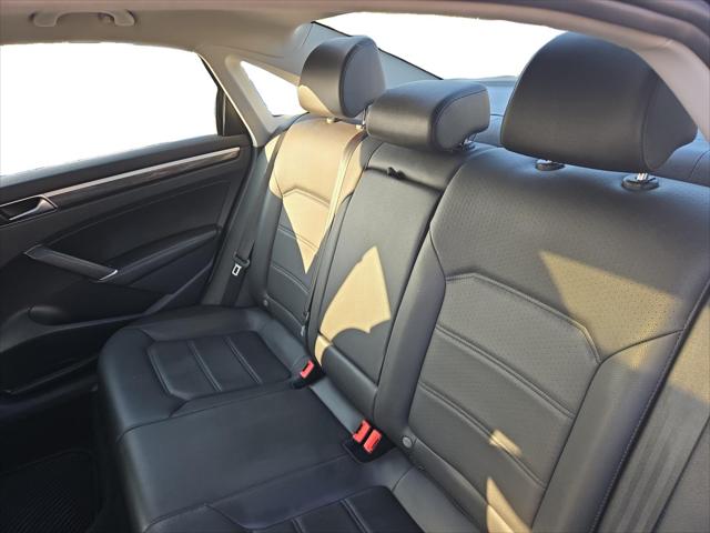 2018 Volkswagen Passat 2.0T SE