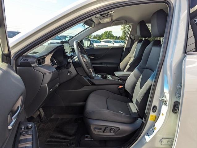 2022 Toyota Venza LE